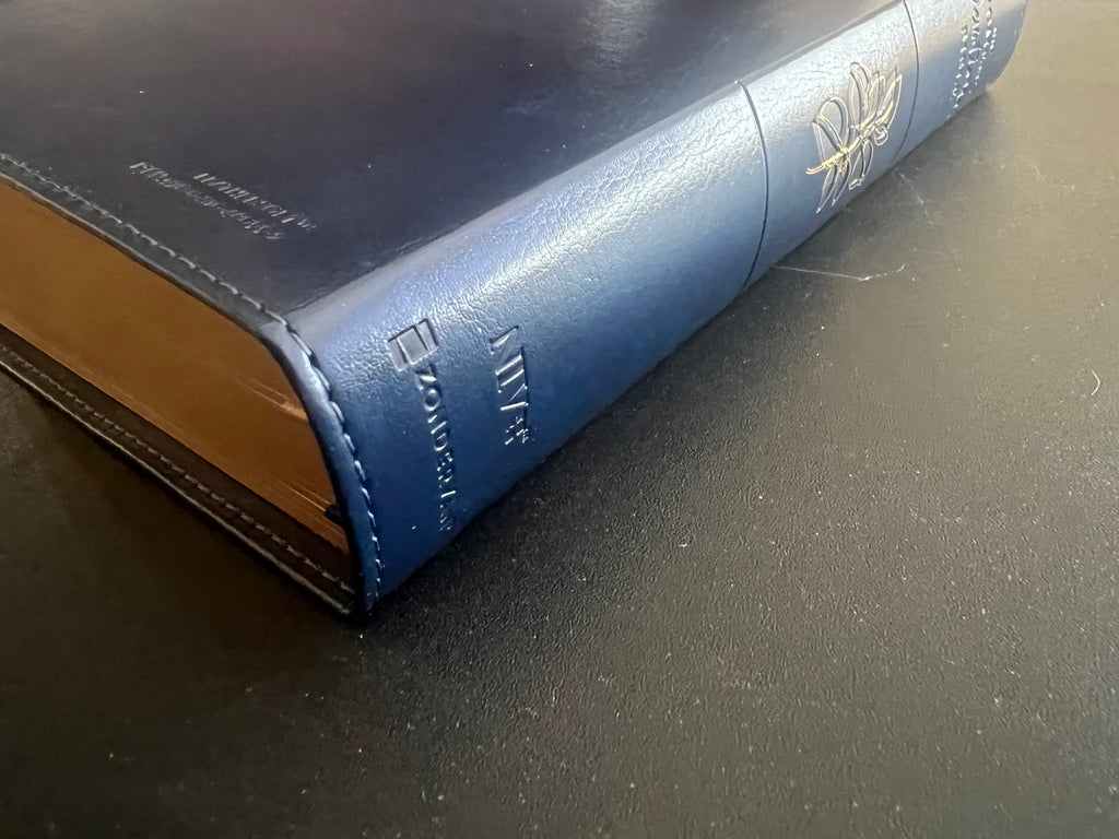 NIV Women's Devotional Bible, by Women, for Women