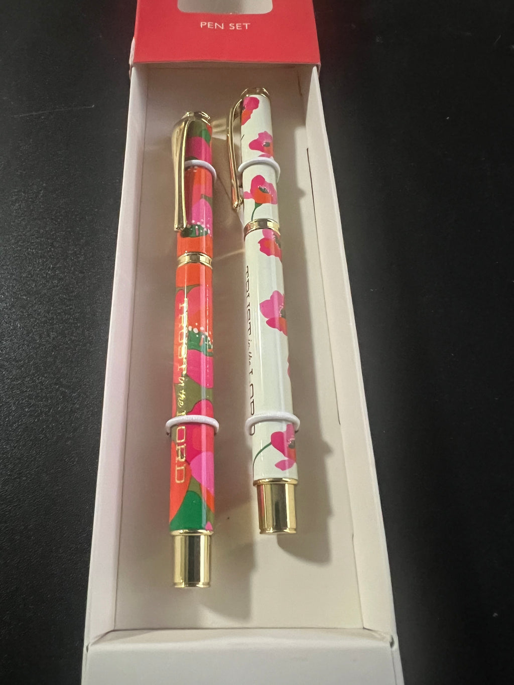 Premium Inspirational Medium Ballpoint Pen Set for Women: Trust in the Lord