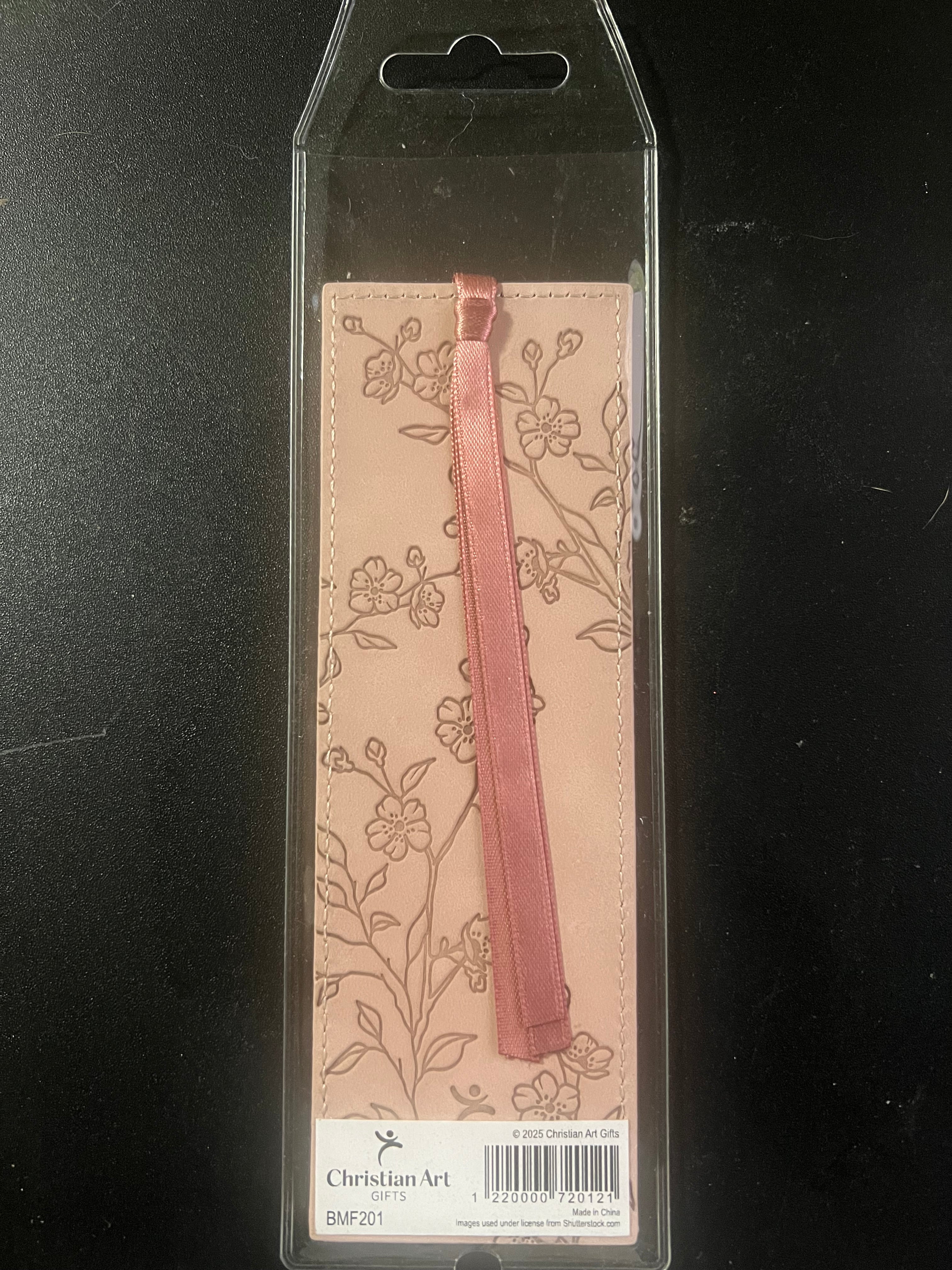 Premium Vegan Leather Scripture Bookmark for Women: Trust in the Lord